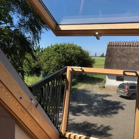 Fridfullt Pa Lantgard Med Underbar Utsikt Bed & Breakfast
